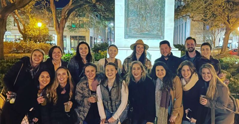 Savannah: Historical Pub Crawl Tour with Drinks Included - Key Points