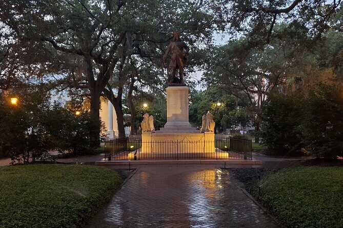 Savannah History and Haunts Candlelit Ghost Walking Tour - Key Points