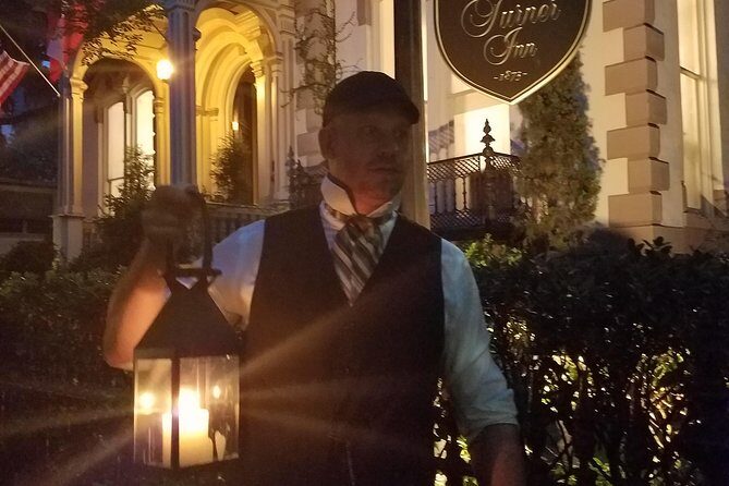 Savannah History and Haunts Candlelit Ghost Walking Tour - Who Will Love This Tour?