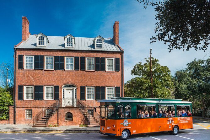 Savannah Holiday Sights and Festive Nights Trolley Tour - FAQs