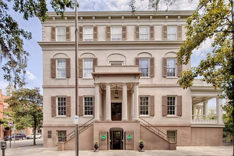 Savannah: Juliette Gordon Low Birthplace Guided Tour - The House and Its Features