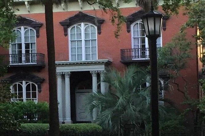 Savannah Midnight in the Garden of Good & Evil Narrated Walking Tour - Who Should Book This Tour?