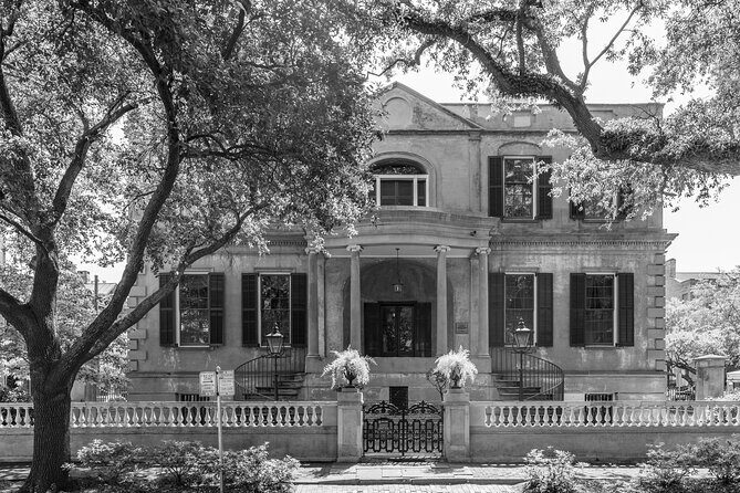 Savannah Photography Tour led by a Local Photographer - Who Should Book This Tour?