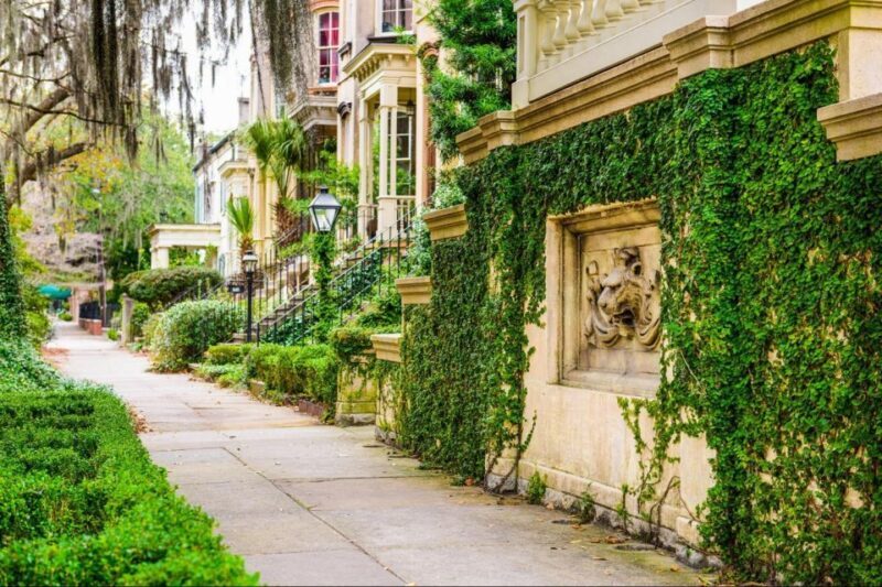 Savannah: Riverboat Cruise & City Tour Combo - An In-Depth Look at Savannah’s Riverboat & Trolley Combo