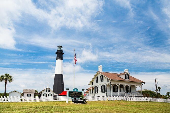 Savannah to Tybee Island with Dolphin Cruise - Practical Tips for Your Trip