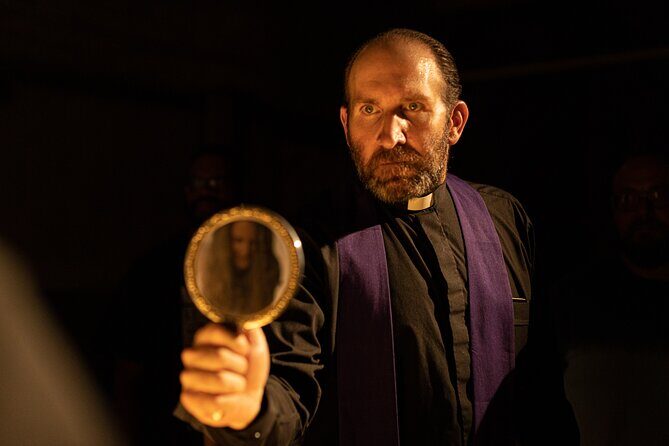 Savannah's Local Lore Ghost Tour - An In-Depth Look at the Savannahs Local Lore Ghost Tour