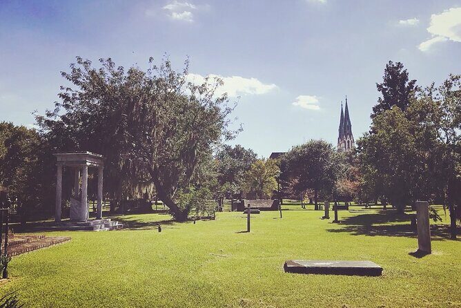 Savannah's Original Dark History Tour - An In-Depth Look at Savannah’s Dark History Tour