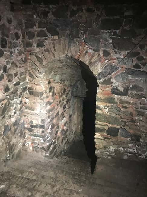 Savona: Guided Visit to the Underground Passages of the Priamàr - The Underground Chambers