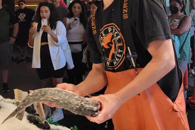 Savor the Sea: Guided Seafood Tasting at Pike Place Ma - An In-Depth Look at the Tour Experience