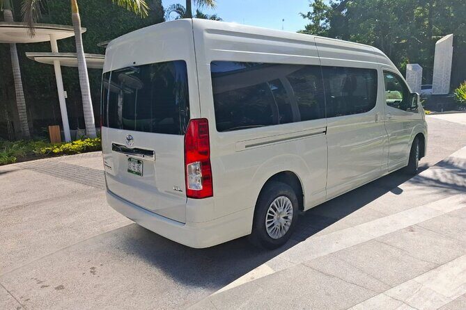 Sayulita Minivan Transportation Service Tour - Introduction: A Comfortable Ride to Sayulita