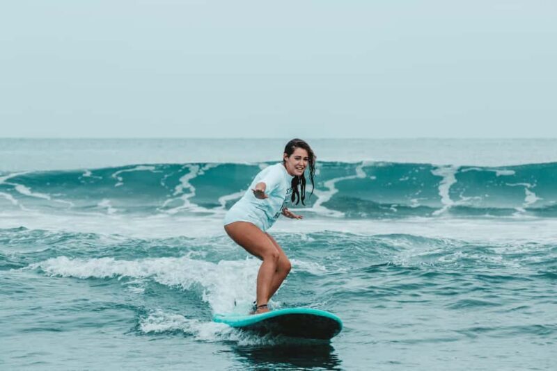Sayulita: Private Surf Lesson women instructor - Key Points