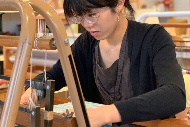 Scarf Weaving Mastery Experience in Bangkok - Who Will Love This Experience?