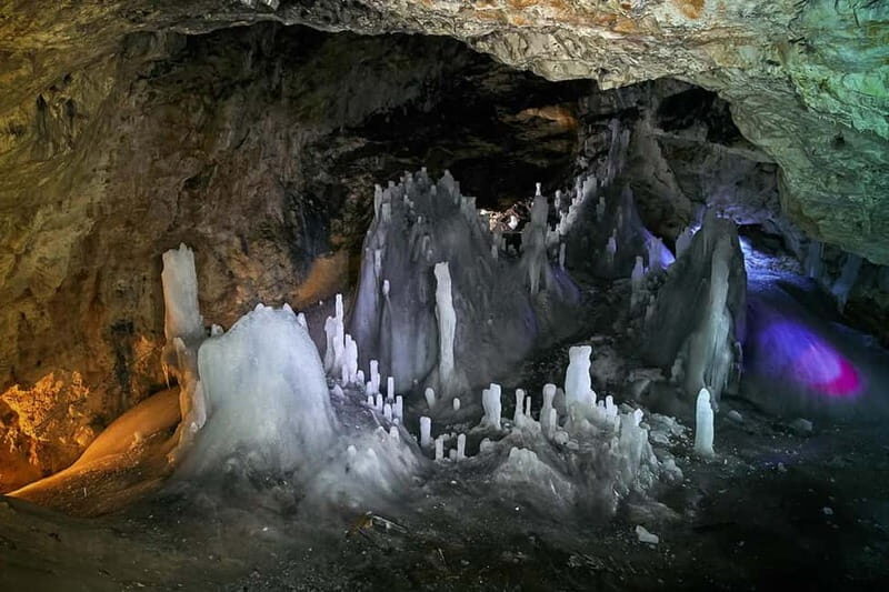 Scarisoara-World greatest Ice cave: one day tour from Oradea - Discover the Worlds Largest Ice Cave on a One-Day Tour from Oradea