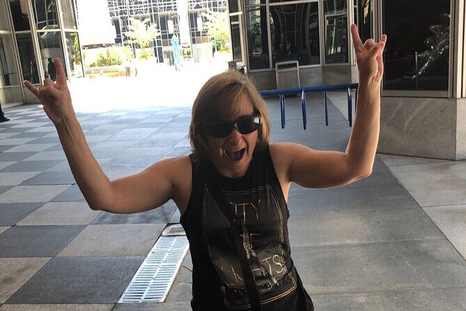 Scavenger Hunt Adventure in Toronto by Zombie Scavengers - Who Should Consider This Experience?