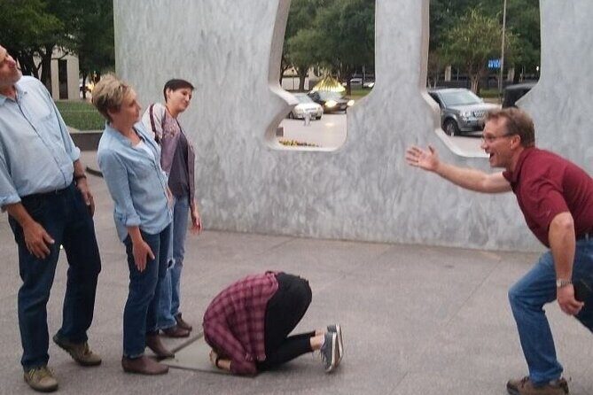 Scavenger Hunt in Buffalo by Crazy Dash - Key Points