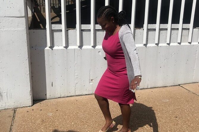 Scavenger Hunt in Green Bay by Wacky Walks - The Complete Breakdown: What to Expect on the Wacky Walks Scavenger Hunt