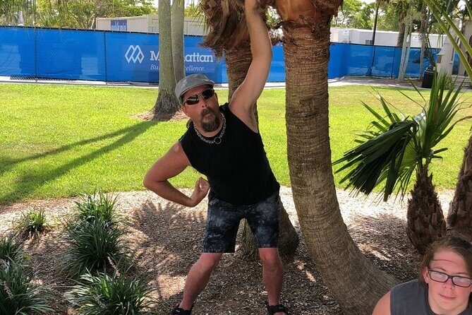 Scavenger Hunt in Pembroke Pines by Zombie Scavengers - Practical Information at a Glance