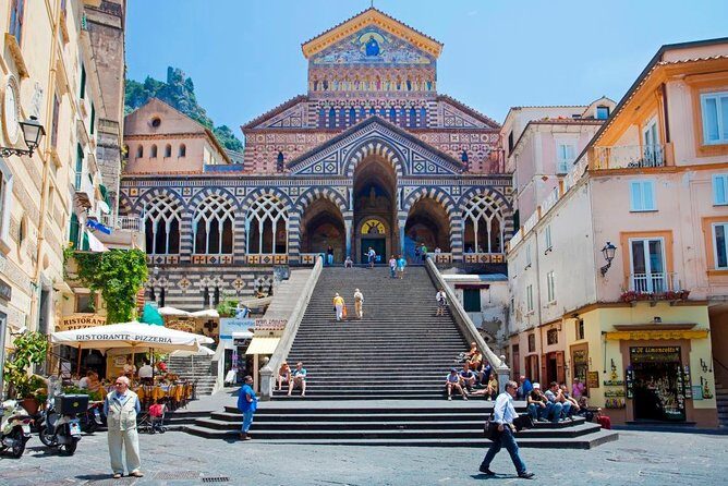 Scenic Amalfi Coast Drive: Guided Shared Day Trip from Sorrento - Experience the Amalfi Coast with a Guided Day Trip from Sorrento
