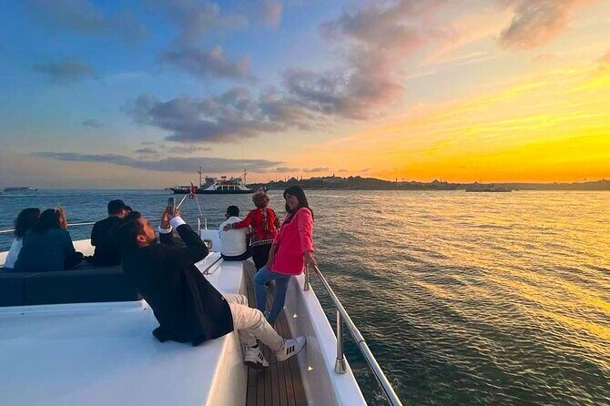 Scenic Bosphorus Sunset Cruise  2.5 Hours of Luxury & Views - A Closer Look at the Itinerary