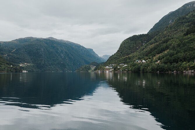 Scenic Hardangerfjord & Fyksesund RIB adventure from Norheimsund - The Value for the Price