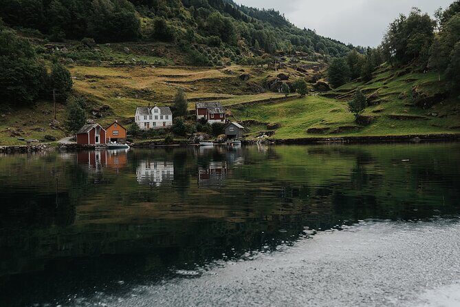 Scenic Hardangerfjord & Fyksesund RIB adventure from Norheimsund - Who Will Love This Tour?