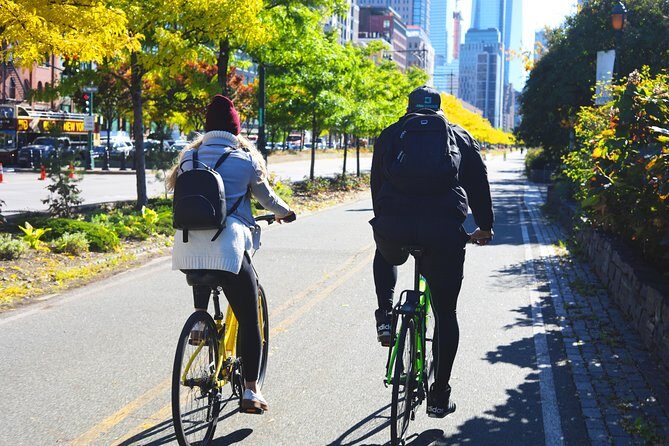 Scenic Manhattan Highlights Bike Tour (English or German) - Key Points