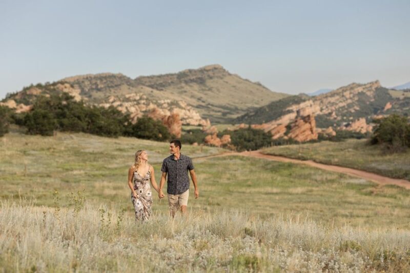 Scenic Photoshoot in Denver's Foothills - Key Points
