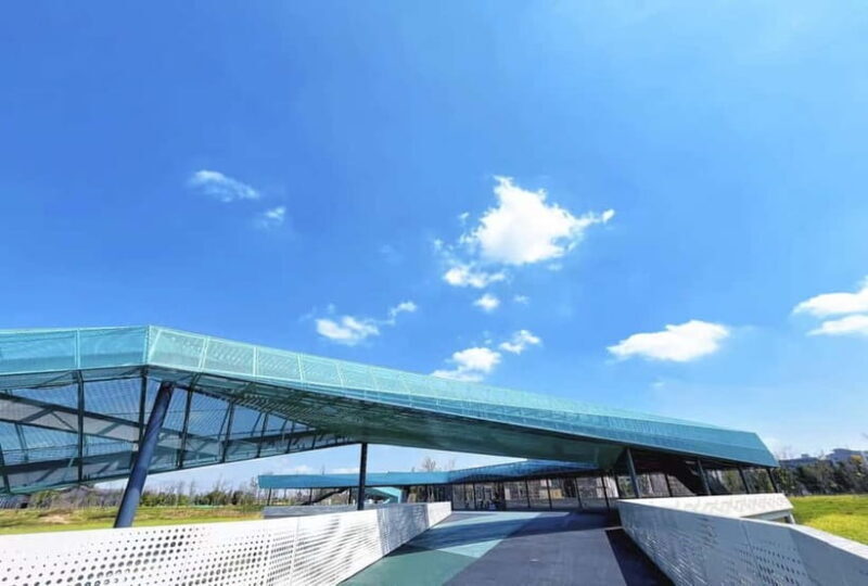 Scenic ride! Cycle around Chengdu on the Ecological Greenway - Exploring Chengdu on Two Wheels: A Practical Guide