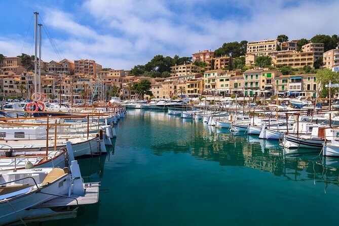 Scenic tour by Train, Tram and Boat through the lakes - A Scenic Journey through Mallorca’s Coastal Wonders: Train, Tram, and Boat Tour Review