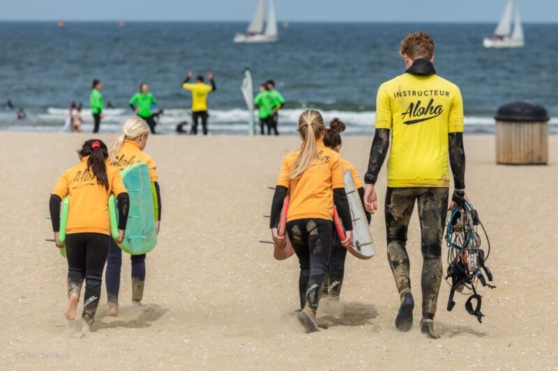 Scheveningen Beach: 1,5 hour Surf experience for families - Discovering Scheveningen Beach: A 1.5-Hour Family Surf Experience