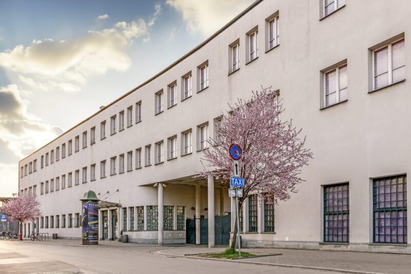 Schindler's Factory Museum Guided Tour - Krakow - Who Should Consider This Tour?