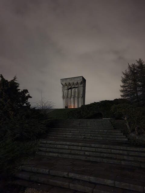 Schindler's List Tour by evening - Key Points