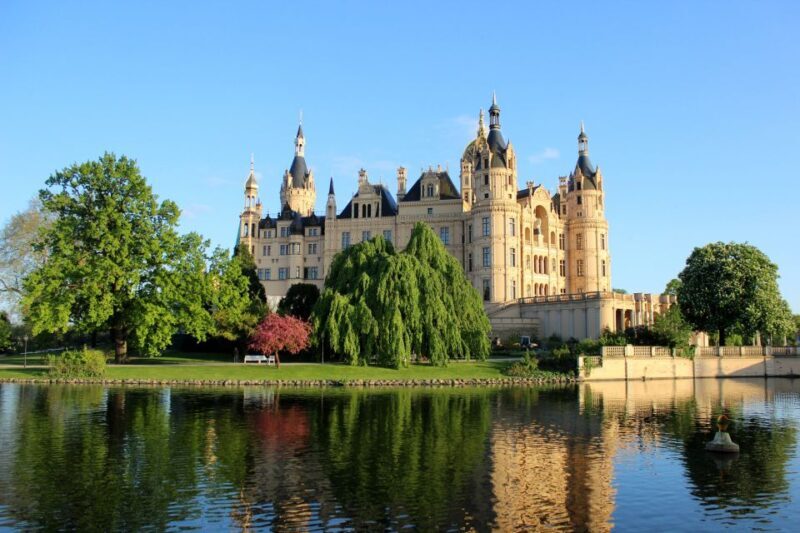 Schwerin: City Highlights Guided Tour - FAQs