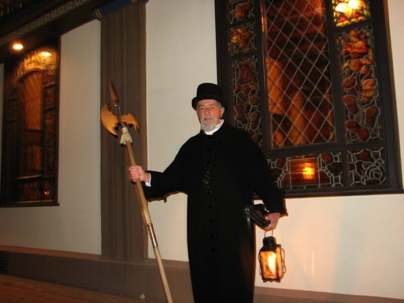 Schwerin: Tour with the Night Watchman - Schwerin: Tour with the Night Watchman