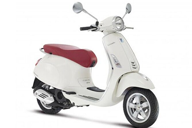 Scooter Rental Vespa Primavera 125cc from Sorrento - The Details: Navigating Your Vespa Adventure in Sorrento
