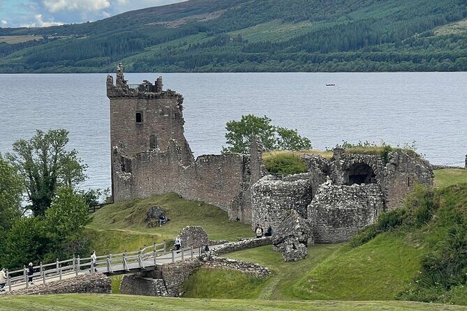 Scottish Whisky & Ancient Urquhart Castle & Loch Ness from port - Scottish Whisky & Ancient Urquhart Castle & Loch Ness from Port
