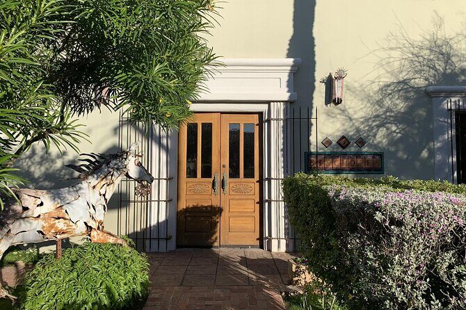 Scottsdale Self-Guided Walking Tour: Art & Desert Inspiration - Who Would Enjoy This Tour?