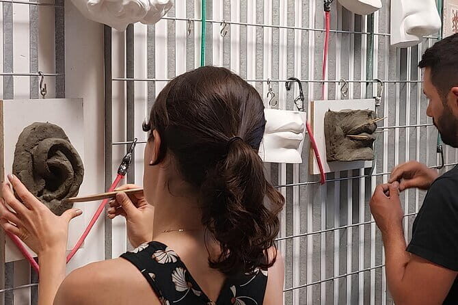 Sculpture Clay modeling class in Florence - What to Expect: A Step-by-Step Breakdown