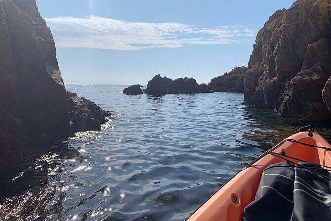 Sea kayaking in the heart of the Ramatuelle Nature Reserve - An In-Depth Look at the Itinerary