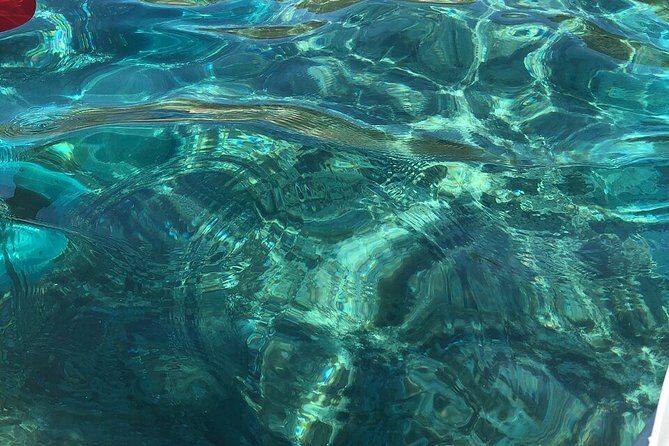 Sea kayaking in the heart of the Ramatuelle Nature Reserve - The Value of Guided Small-Group Tours