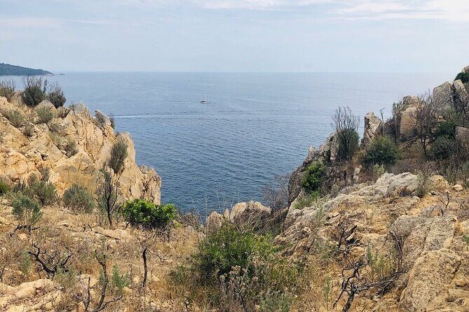 Sea kayaking in the heart of the Ramatuelle Nature Reserve - Who Will Love This Experience?