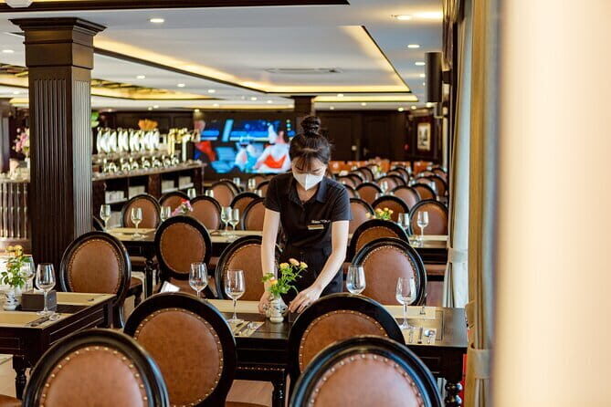 Sea Octopus Cruise - Luxury Day Tour into Halong Bay - Discover Halong Bay with the Sea Octopus Luxury Day Tour