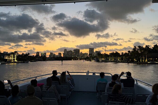 Sea Rocket Sunset and Holiday Lights Cruise in Fort Lauderdale - Key Points
