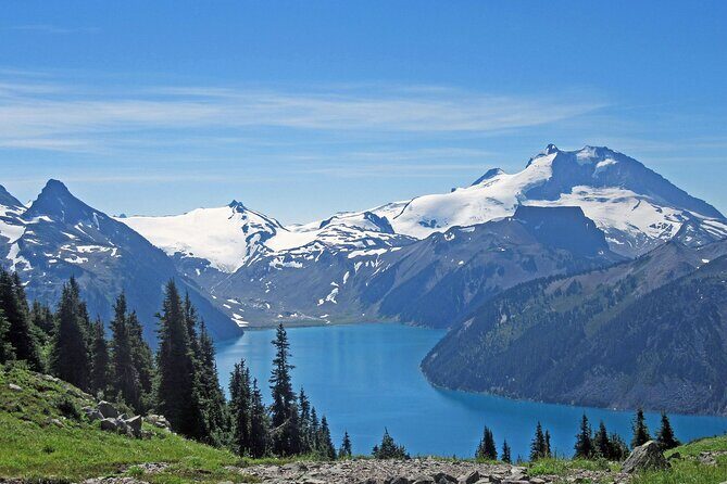 Sea to Sky Hiking Adventure - Experience the Majesty of Squamish with the Sea to Sky Hiking Adventure