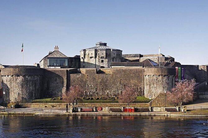 Sean's Bar, Athlone Castle and Clonmacnoise Monastery - A Deep Dive into Your Irish Day