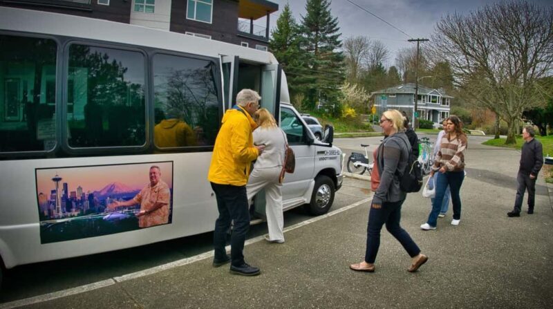 Seattle: City Highlights Tour - A Deep Dive into the Seattle City Highlights Tour