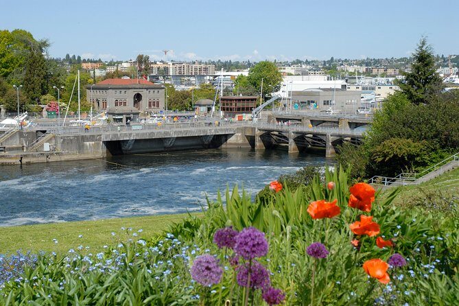 Seattle City Premier Tour - Exploring the Details of the Seattle City Premier Tour