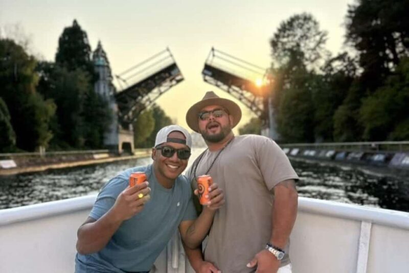 Seattle: Lake Union Happy Hour Cruise - Seattle: Lake Union Happy Hour Cruise — A Relaxed Way to See the City from the Water