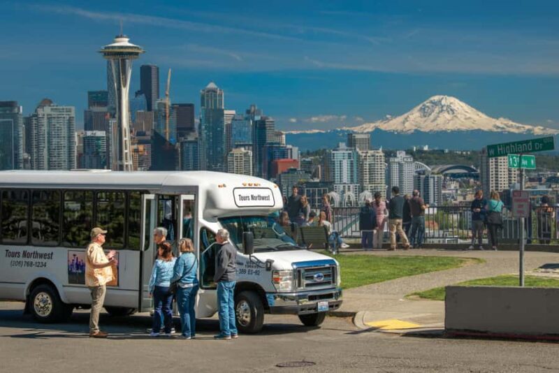 Seattle: Land and Sea Tour Experience - A Detailed Look at Your Seattle Day