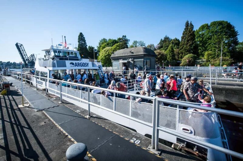 Seattle: Locks Cruise with Local Guide - Who Will Love This Tour?